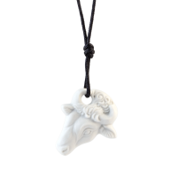 Anhänger "Sternzeichen" Stier, Weiß, Biskuit, 3,5 x 3 cm