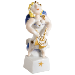 Engel mit Trommel, Bunt und gold staffiert, H 9,5 cm