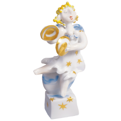 Engel mit Becken, Bunt und gold staffiert, H 10 cm