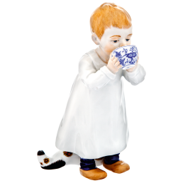 Kind mit Tasse, Bunt staffiert, H 17 cm
